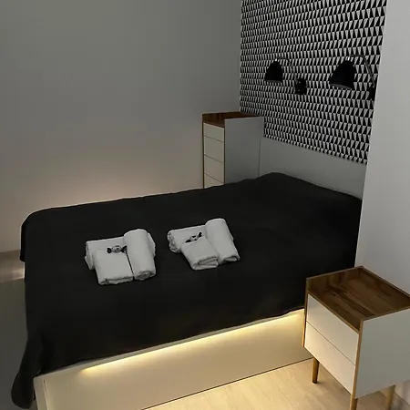 Panoramiczne Studio Z Widokiem Na Ogrod