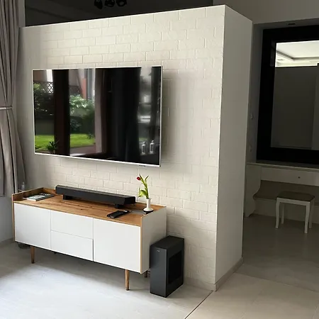 Panoramiczne Studio Z Widokiem Na Ogrod Apartament Poznań