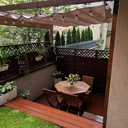 Apartament Panoramiczne Studio Z Widokiem Na Ogrod Poznań